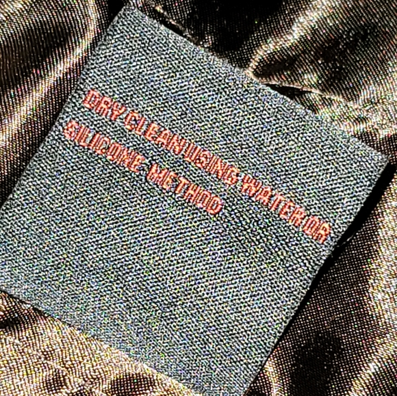 Stunning Adrienne Landau Vest - Picture 16 of 16